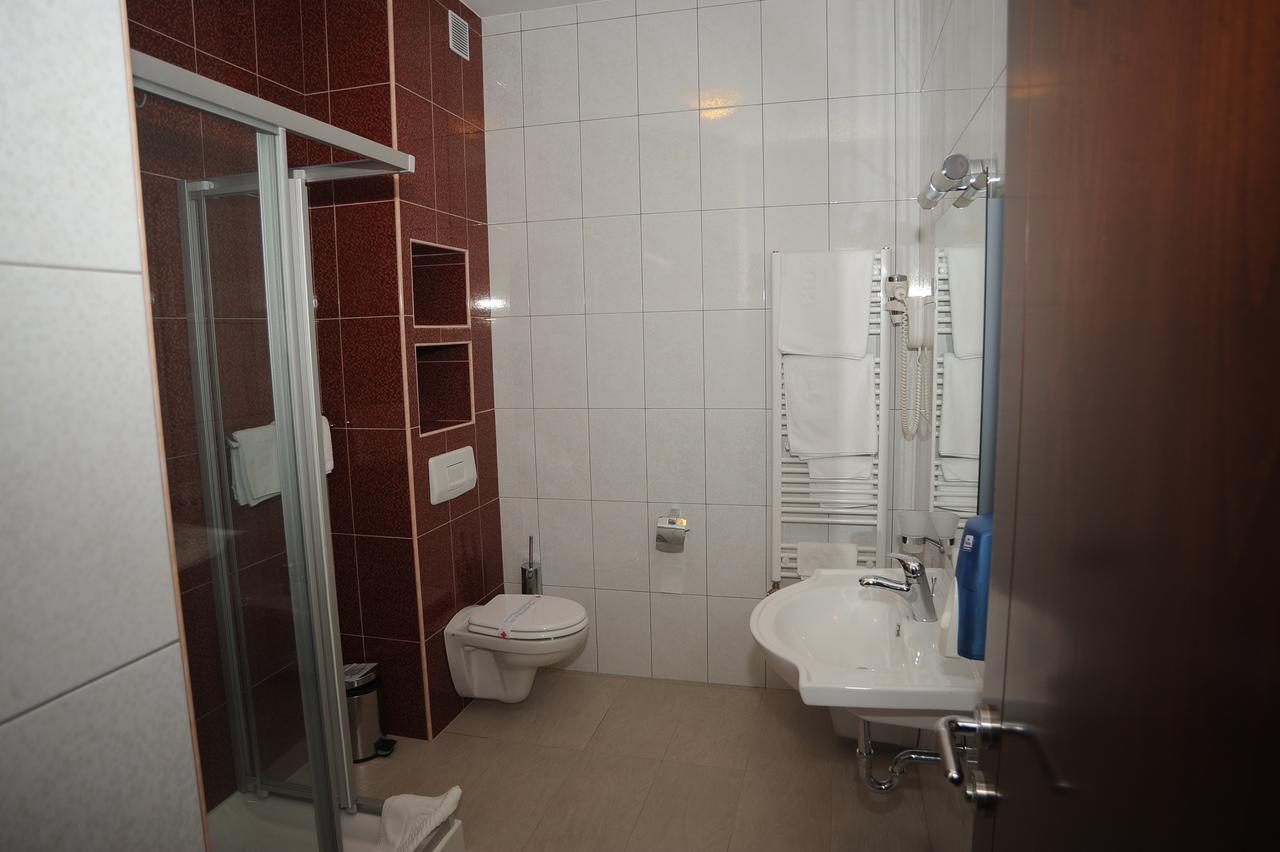Hotel Balkana Vidovic Mrkonjic Grad Exterior foto